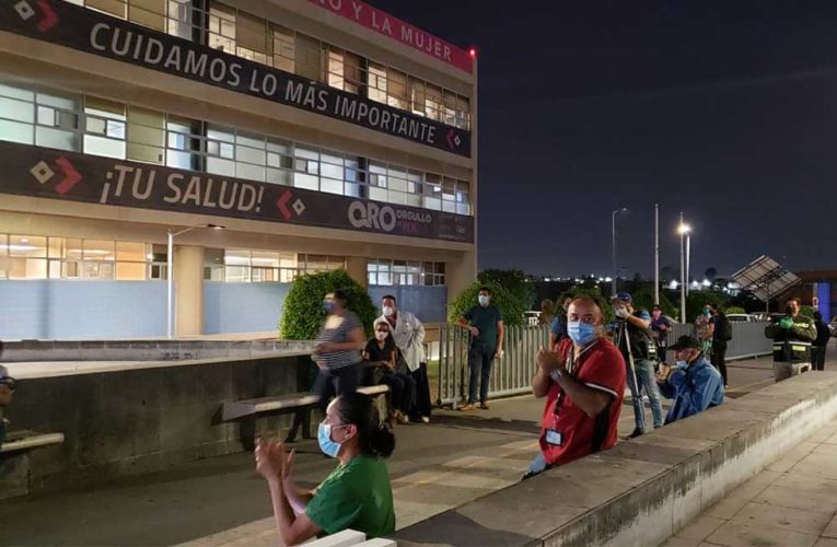 La Secretaría de Cultura reconoce la labor del personal del Hospital General con serenata