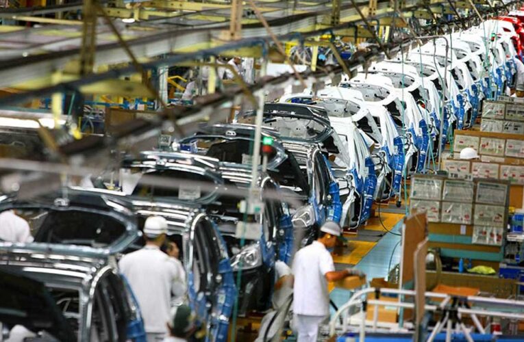 Automotrices en México establecen fechas de reapertura