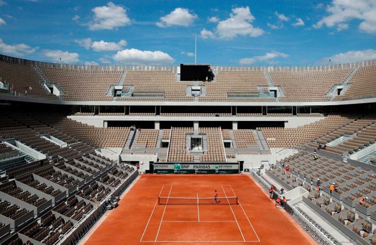 Roland Garros podría realizarse sin público