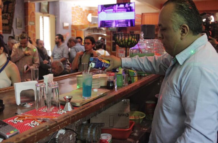 Comerciantes tendrán que esperar al semáforo sanitario en naranja para re abrir: SESEQ