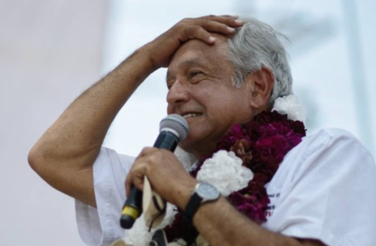 Columna: Que alguien le diga a AMLO que va a cometer otro delito.