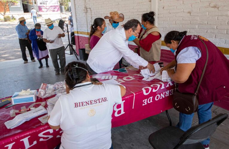 El IMSS recomienda a pensionados esperar para cobrar su pago y evitar aglomeraciones