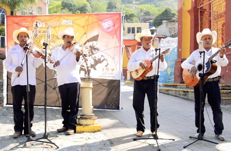 El Festival de Santiago contó con el arte de Pinal de Amoles