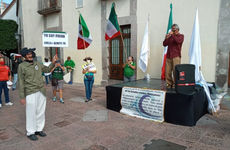 300 manifestantes aproximadamente en la primera manifestación a pie de FRENAA en Querétaro