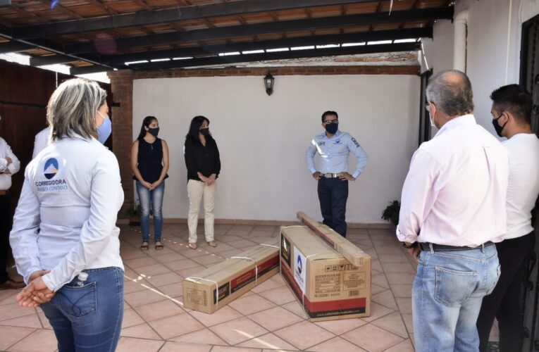 Avanza entrega de calentadores solares en Corregidora