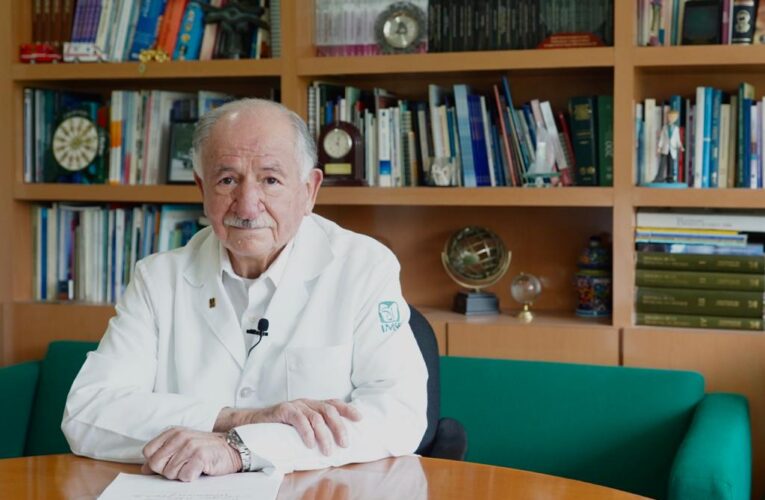 Felipe Cruz Vega, del IMSS, recibe premio “Doctor Ignacio Chávez” al Humanismo Médico