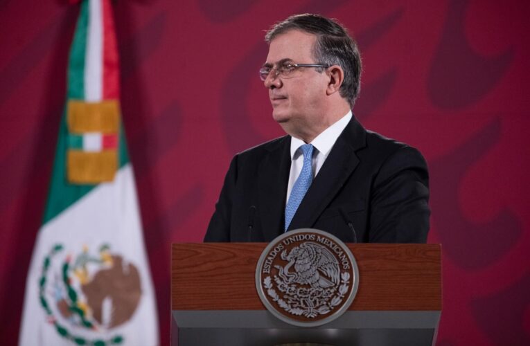 México recibe primeras dosis para Fase 3 de la vacuna contra COVID-19