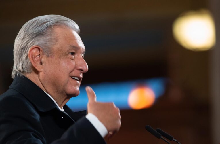 AMLO propondrá un aumento del 15 % al salario mínimo