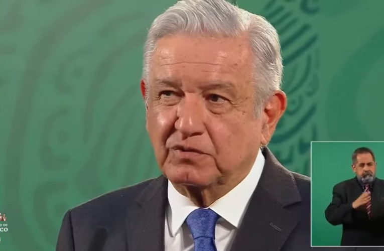 AMLO juzga que INAI refute contra padrón de usuarios de telefonía móvil