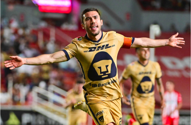 Por la mínima, Pumas vence a Necaxa y lo hunde en último lugar de la tabla