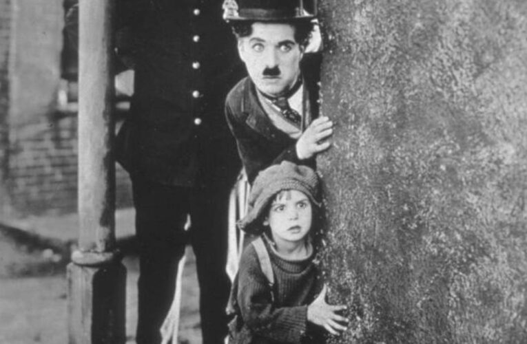 Cumpleaños 132 de Charles Chaplin.