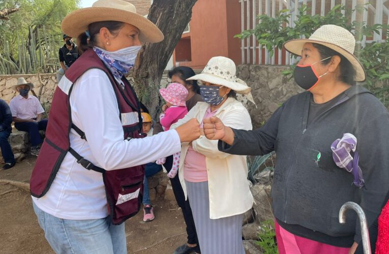 Propone Elvia Montes una casa de enlace en cada municipio del distrito XIV