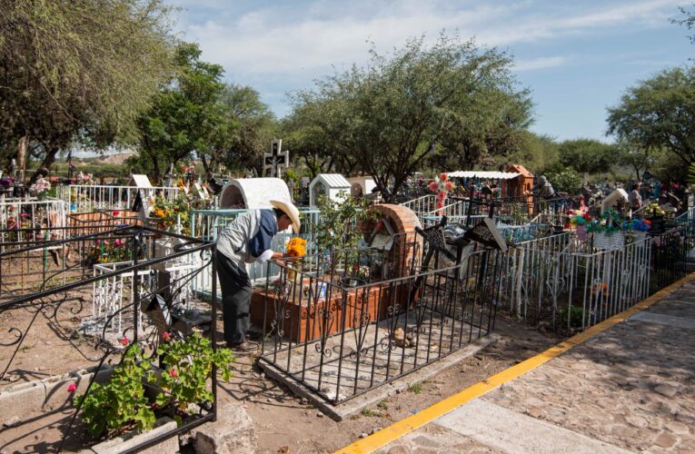 Se extiende horario de panteones en municipio de El Marqués por Día de las Madres.