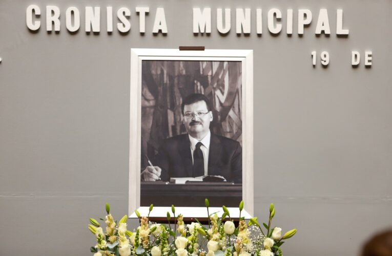 Rinden homenaje póstumo a Andrés Garrido del Toral