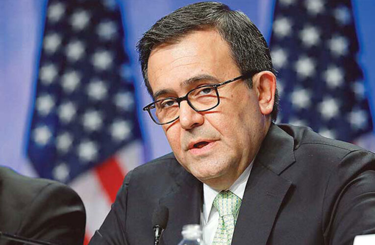 FGR vincula a proceso a Ildefonso Guajardo, exsecretario de Economía de EPN