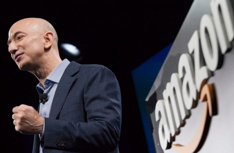 Jeff Bezos deja su cargo CEO en Amazon, Andy Jassy ocupará su lugar.