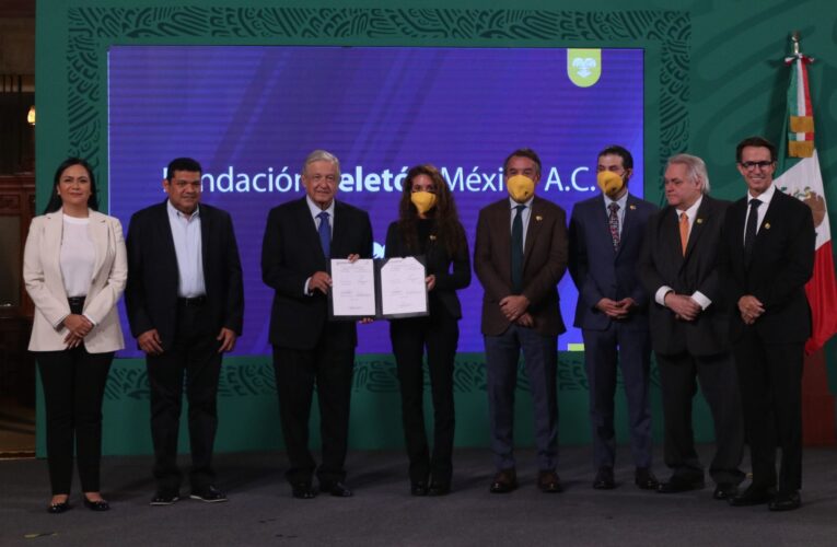 Teletón y AMLO firman convenio en favor de cerca de 20 mil niñas y niños con discapacidad