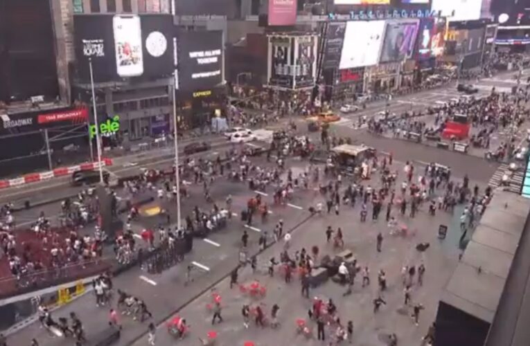 Video: Fuerte detonación causa pánico en Times Square. Conoce lo que sucedió.