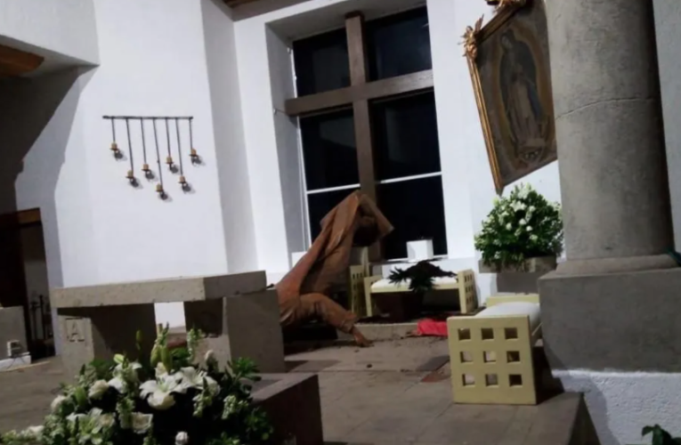 Iglesia de Jurica, Querétaro, es vandalizada.