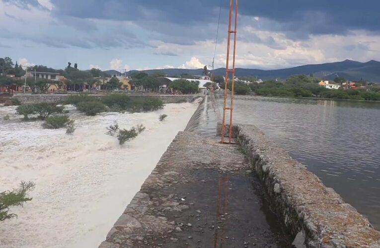 Tequisquiapan se mantiene en semáforo rojo