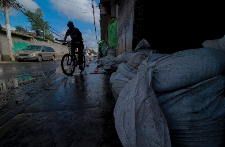 Municipio de Querétaro y SEDESOQ darán apoyos a viviendas afectadas por las lluvias.