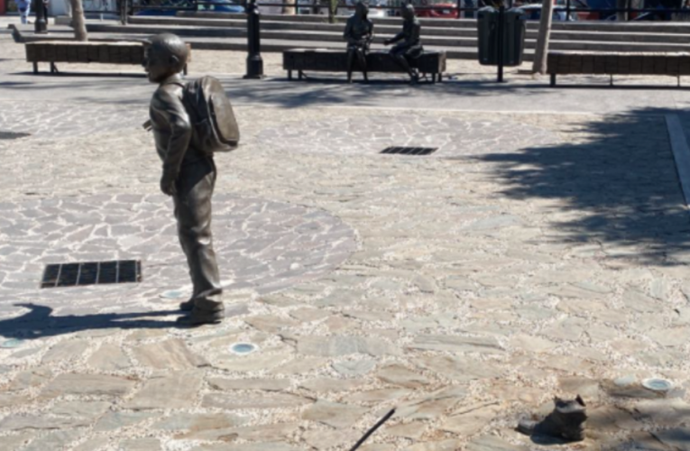 SSPMQ detiene a dos sujetos por robo de la estatua del monumento a los Niños Héroes.