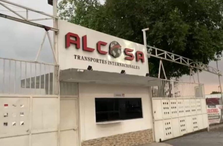 Cámaras de seguridad muestran que Debanhi entró a una empresa y no salió de ahí.