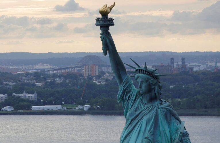 AMLO propone derribar Estatua de la Libertad en NY porque Estados Unidos ya no es símbolo de la libertad