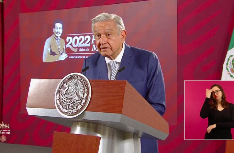 AMLO declaró día de luto nacional por 8º aniversario de la desaparición de normalistas de Ayotzinapa