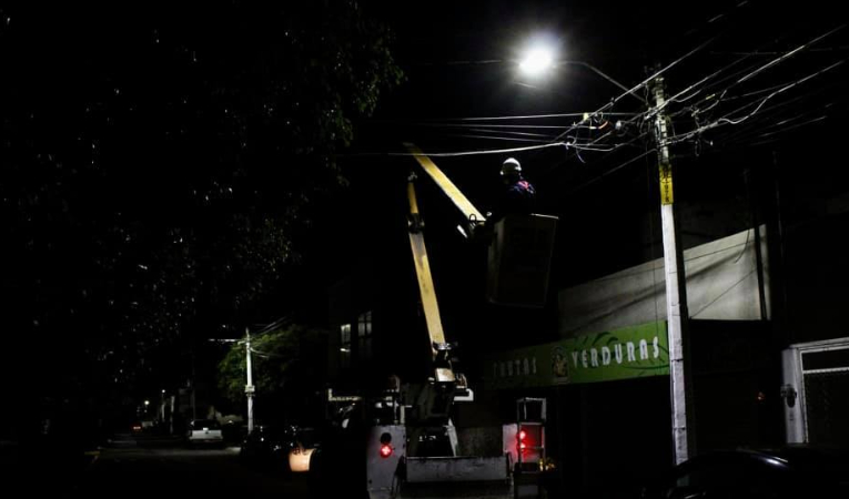 58 millones de pesos invertirá el municipio de Querétaro en instalación de puntos de luz