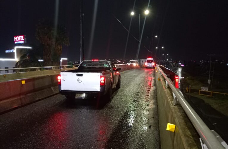 Autoridades atienden reportes por lluvia en San Juan del Río