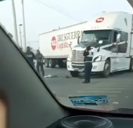 Ciclista de la tercera edad fue arrollado por tráiler en Prolongación Bernardo Quintana