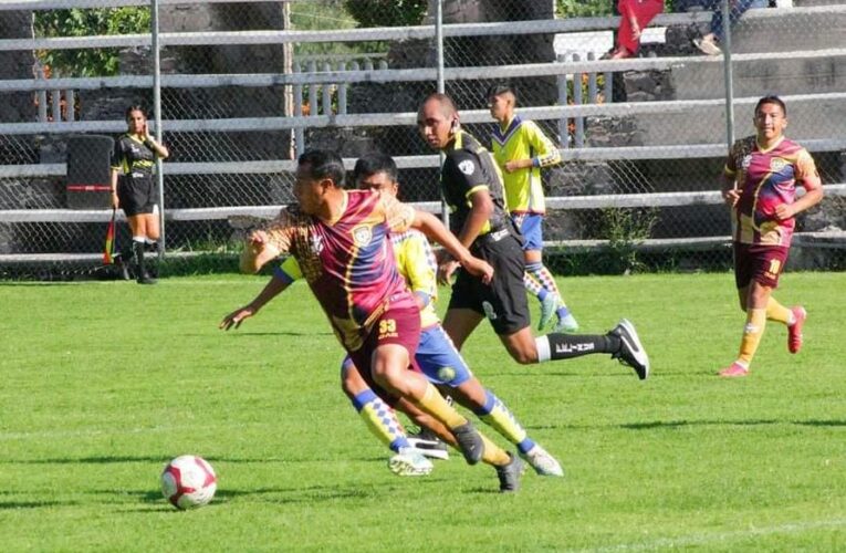 Halcones en la gran final de ida contra Chapulineros