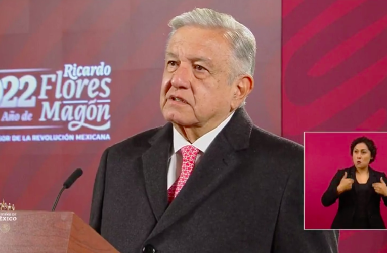 AMLO celebra y defiende ‘Plan B’ de reforma electoral