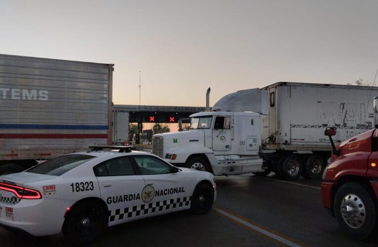 Carretera 57 opera con normalidad luego de bloqueo de transportistas