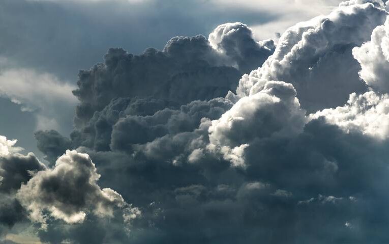 Sedea no descarta bombardeo de nubes para provocar lluvias en Querétaro