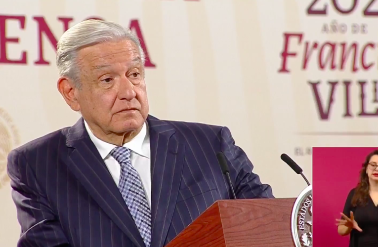 AMLO anuncia aumento del 8.2% en salario de maestros en México