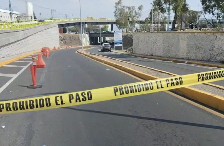 Fallece hombre en cruce de puente vehicular de Boulevard Bernardo Quintana y Sombrerete 