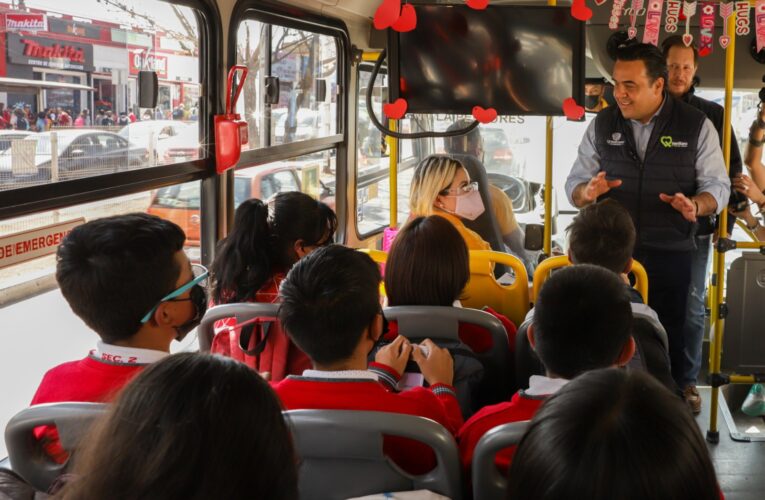 Más de 12 mil niñas, niños y adolescentes del municipio reciben apoyos de salud, transporte y educación