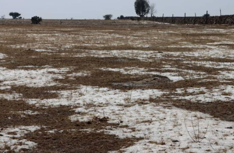 Fuerte granizada deja afectaciones en viviendas de SJR y Amealco