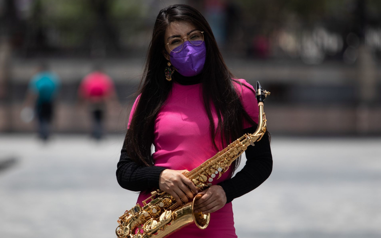 La saxofonista Elena Ríos acusa a ‘Poder Prieto’ de violentadores y explotadores