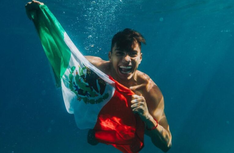 Aeroméxico ofrecerá «aventón» a Johanthan Paredes para Mundial de Natación