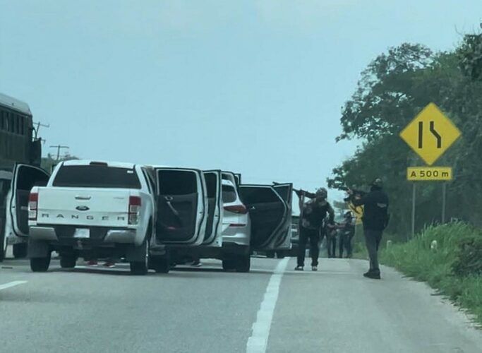 Liberan a 14 trabajadores de Seguridad Pública en Chiapas