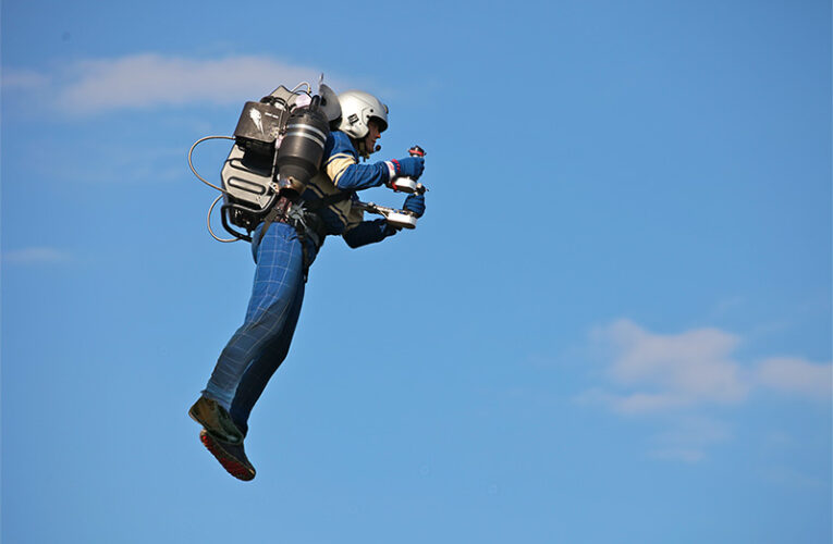 El ingeniero mexicano que revolucionó la aviación: Juan Manuel Lozano y el «jet pack»