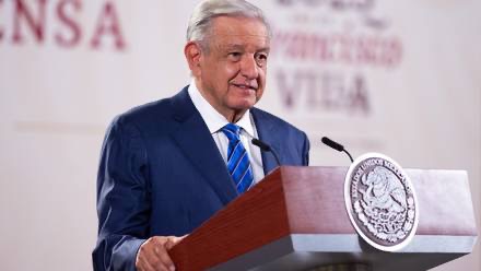 AMLO confirma que 10 funcionarios federales dejarán sus cargos para contender en elecciones 2024