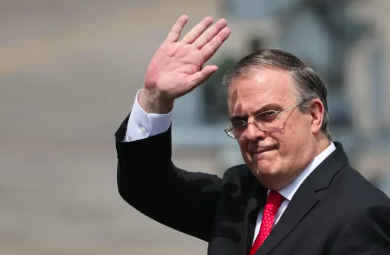 Marcelo Ebrard buscará el Senado con Morena