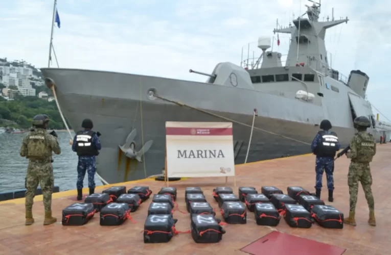 Casi una tonelada de cocaína es incautada por Semar frente a costas de Acapulco