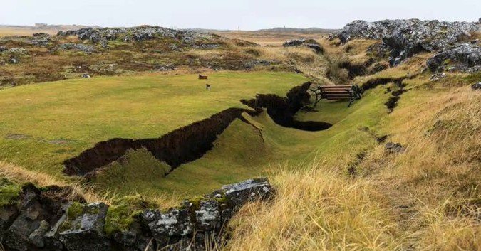 Ante posible erupción volcánica, Islandia se declara en situación de emergencia