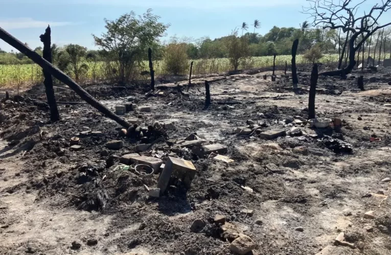 Incendio destruye hogares en Caja Vieja, Oaxaca