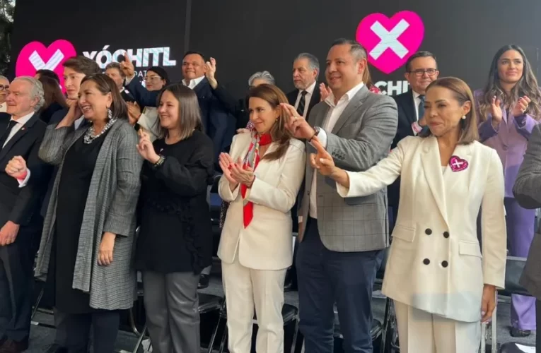 Xóchitl Gálvez presenta a su equipo de precampaña para buscar la presidencia en 2024